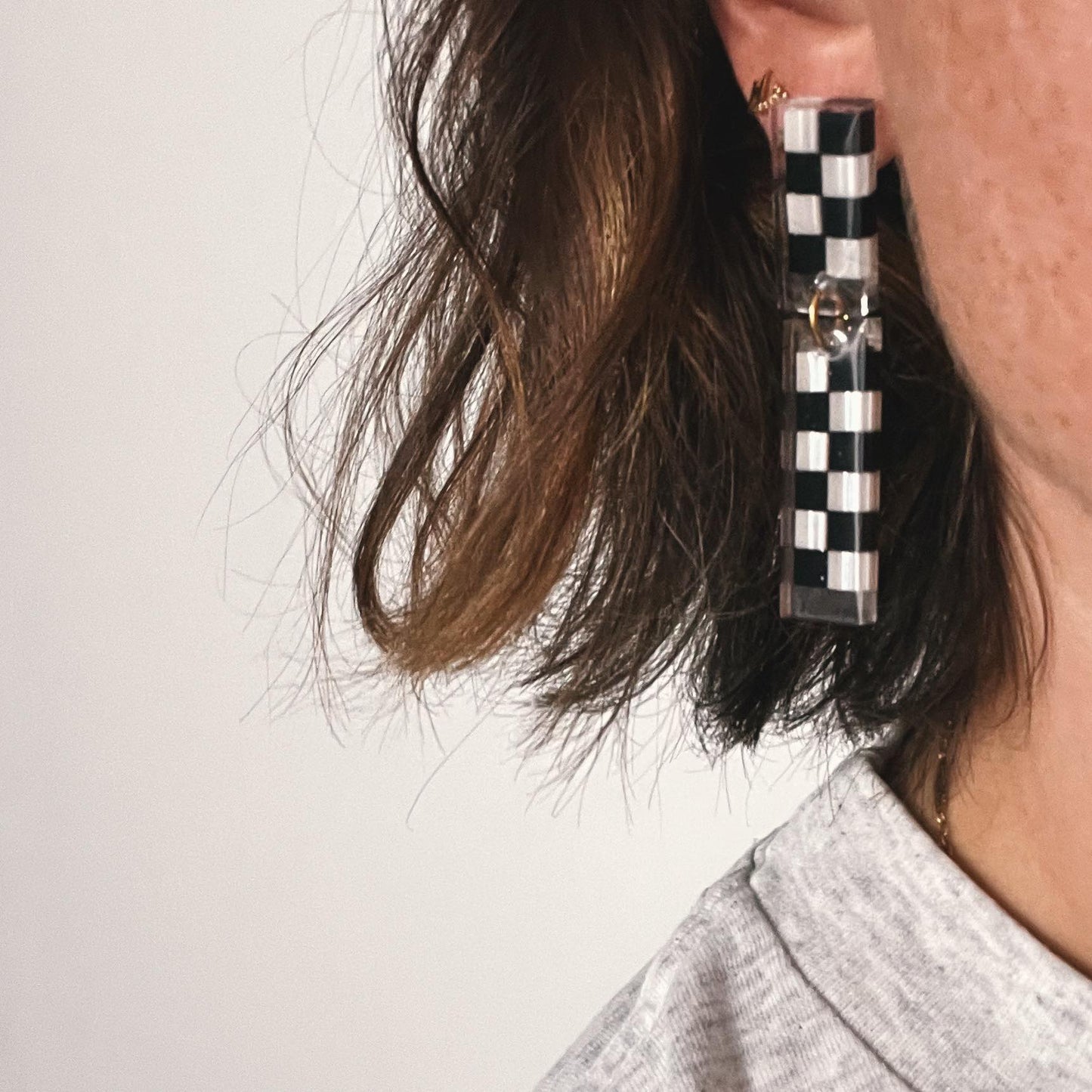 Boucles d'oreilles Nadette pendantes (couleurs au choix)