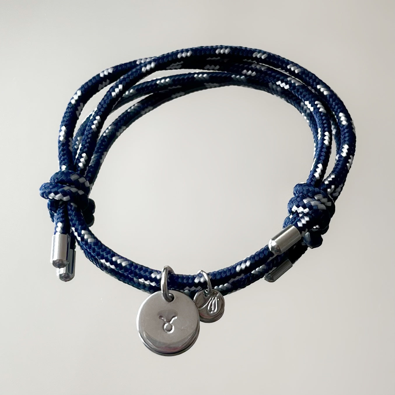 Bracelet grigri 2 médailles, argenté, personnalisable