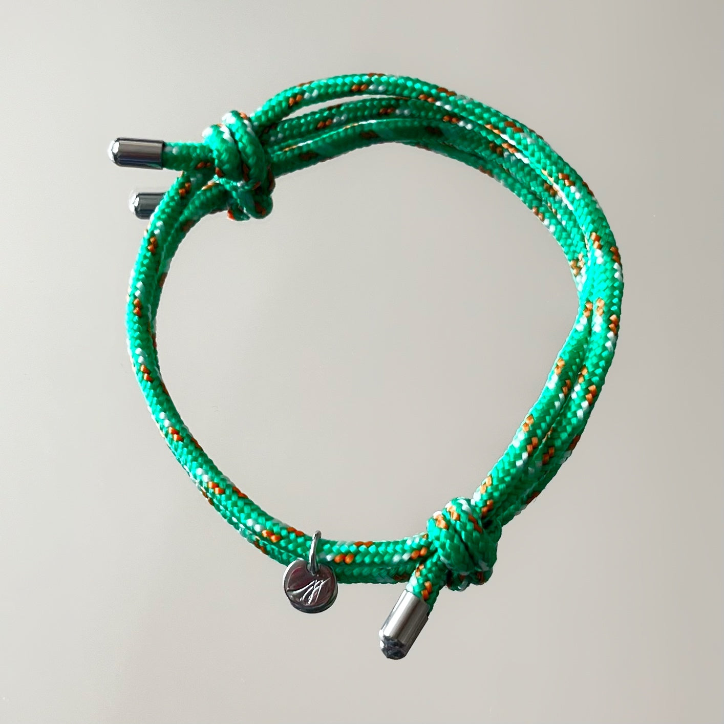 Bracelet grigri 2 médailles, argenté, personnalisable