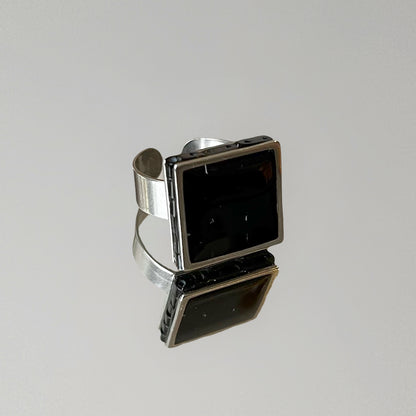 Bague Nadette en Agate noire (dorée ou argentée)